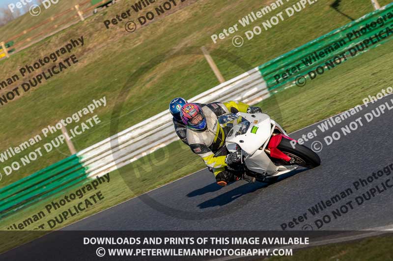 PJM Wedding Photography;enduro digital images;event digital images;eventdigitalimages;mallory park;mallory park photographs;mallory park trackday;mallory park trackday photographs;no limits trackdays;peter wileman photography;racing digital images;trackday digital images;trackday photos